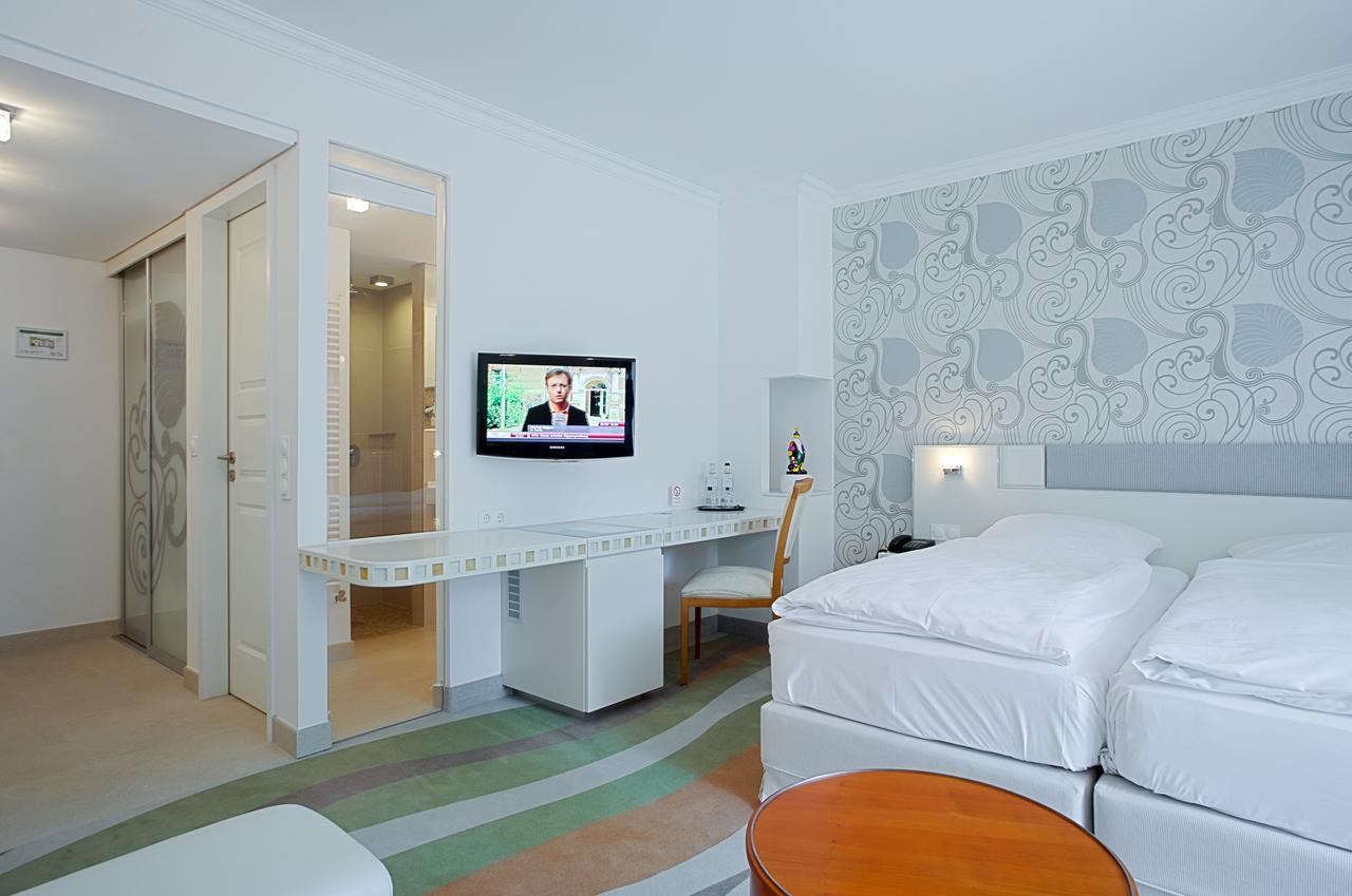 Ringhotel Strandblick Kuehlungsborn Ngoại thất bức ảnh