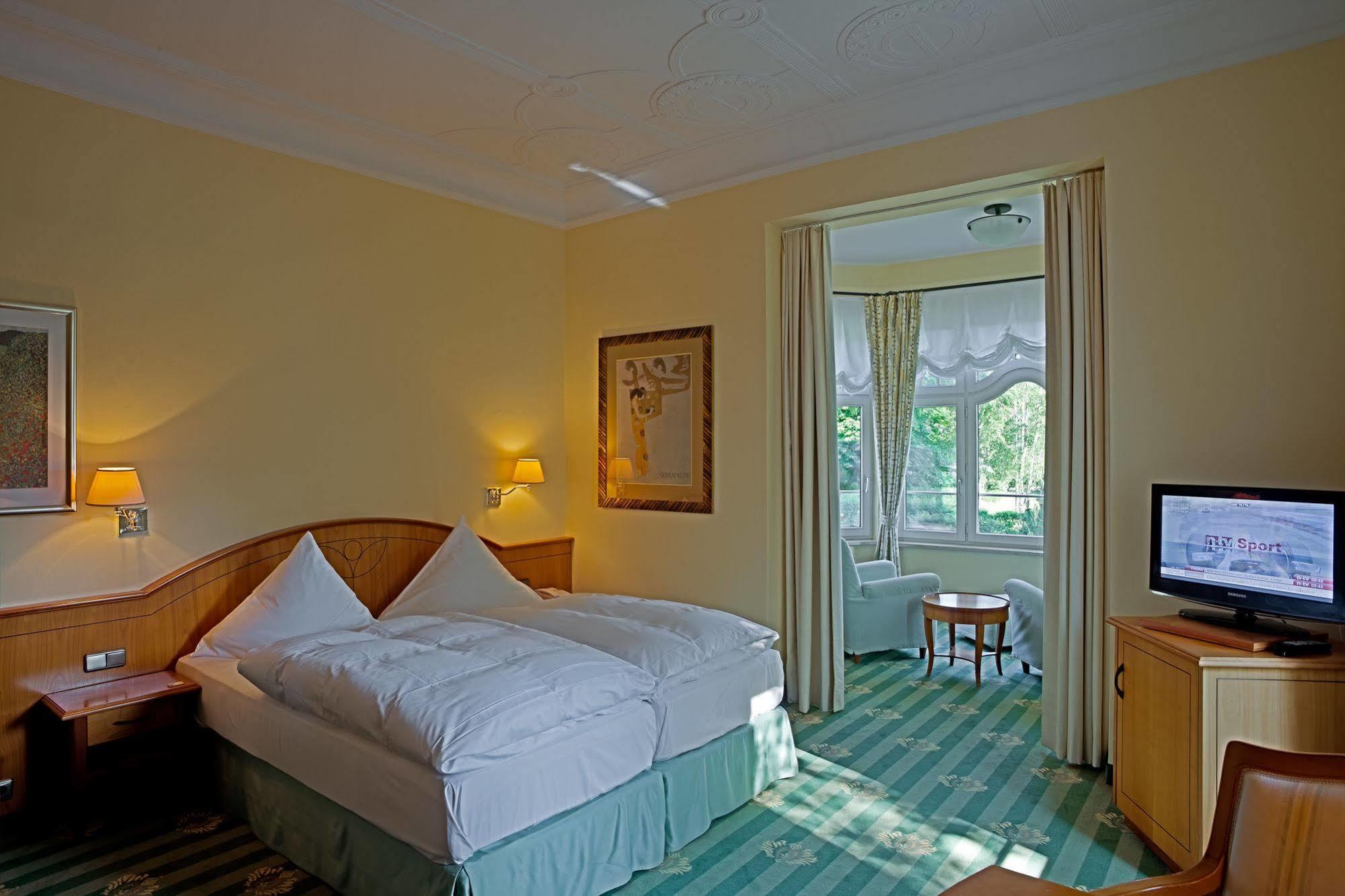 Ringhotel Strandblick Kuehlungsborn Ngoại thất bức ảnh